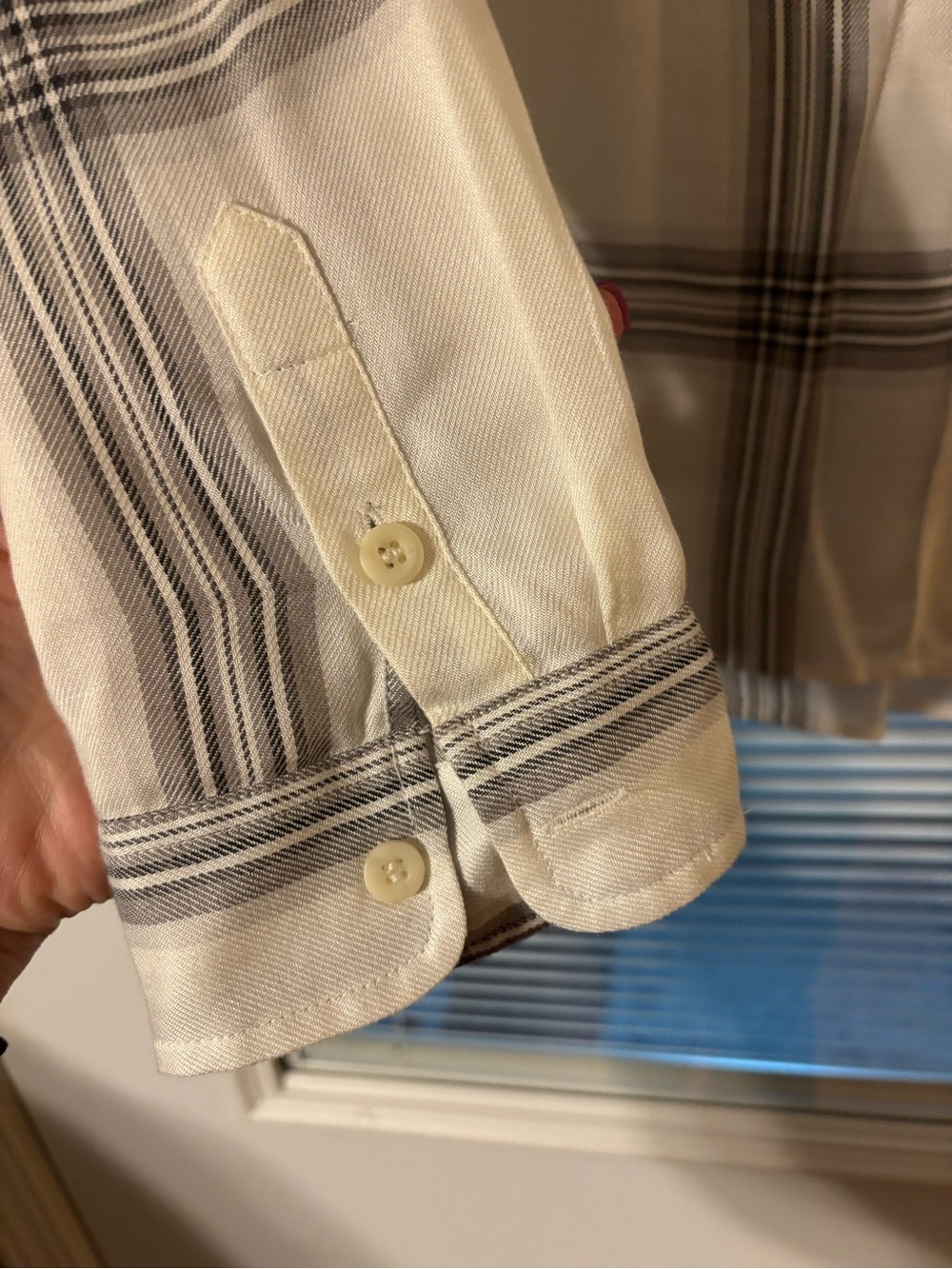 Pendleton Cream and Gray Plaid Button-Up Shirt - Picture 3 of 8